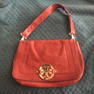 Leather Tory Burch bag. Great condition.